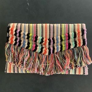 Vacation Clutch! Colourful, woven, with fringe!